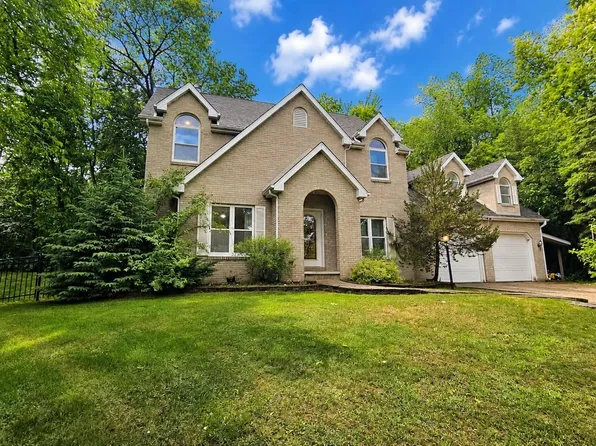 8411 Ridgeview Ct, Larsen, WI 54947