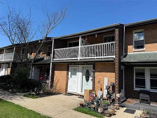 238 Artist Lake Dr Photo 1