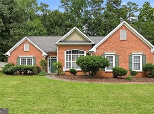 4389 Chatham View Dr, Buford, GA 30518