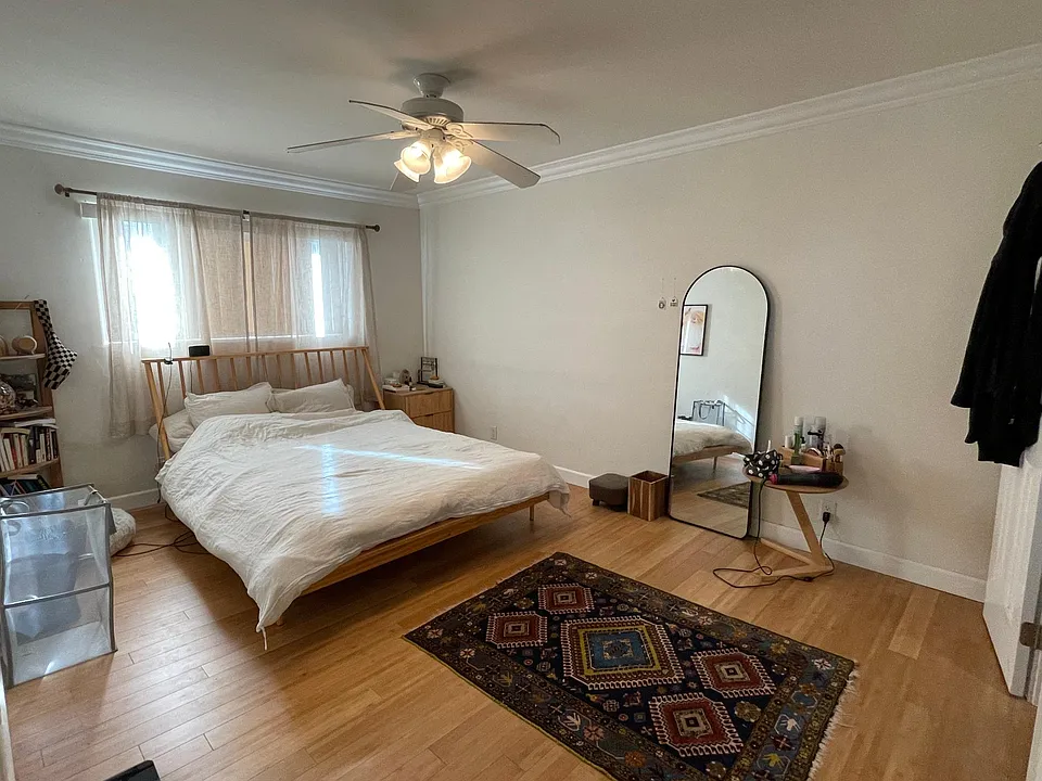 4025 Georgia St #8