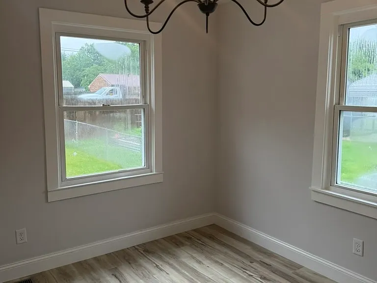 3007 Daviess St — Photo 5