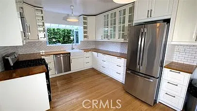 3 bed, 1495 sqft, $7,995 — Photo 3