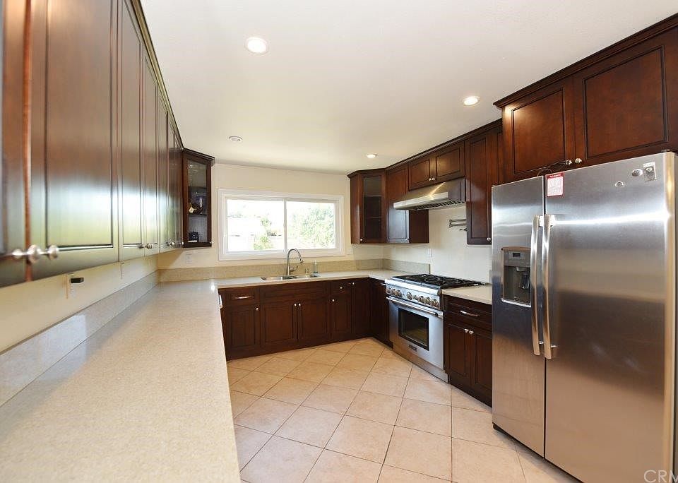 1st image of 127 W Cliffwood Ave