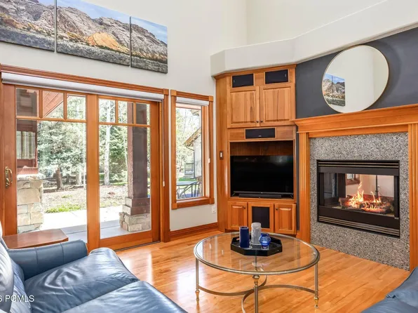 1 Spy Glass Ct, Park City, UT 84060