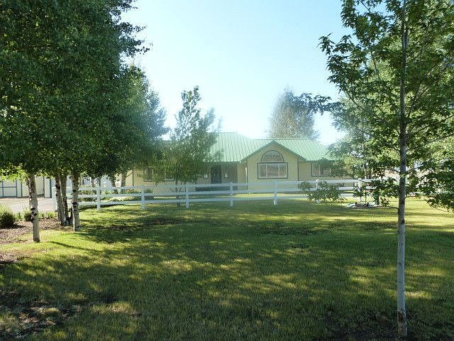 1st image of 187 Brookdale Dr