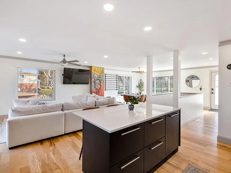 3261 Schoolhouse Dr — Photo 14