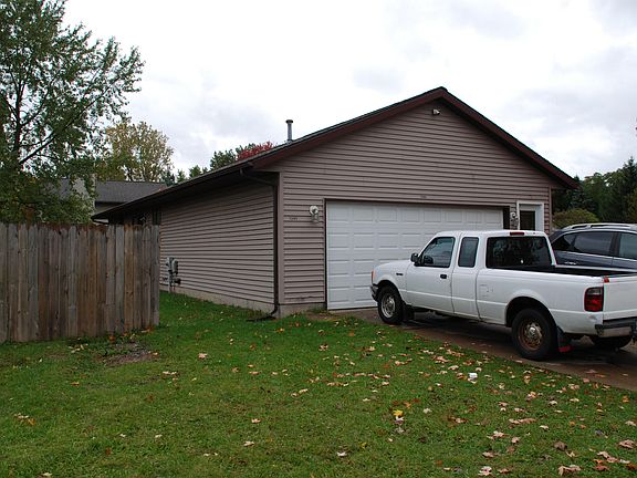 5th image of 1390 Manorwood Dr SE