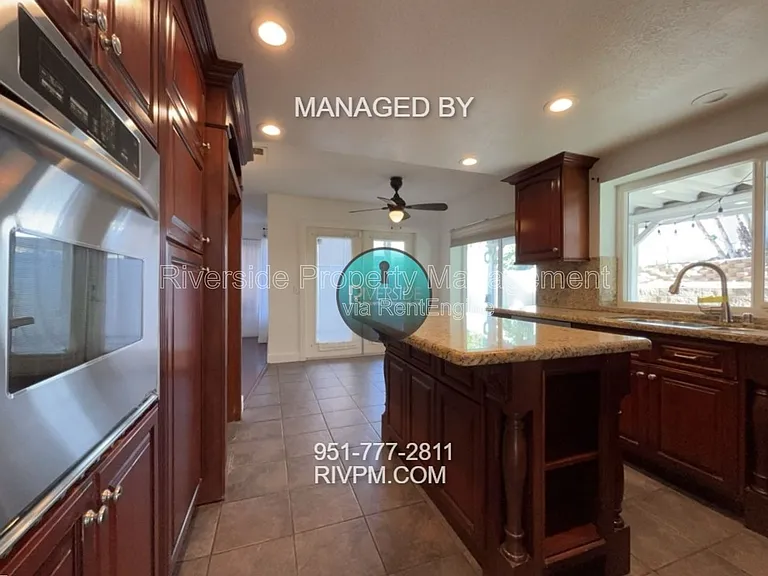 21498 Townsendia Ave — Photo 14