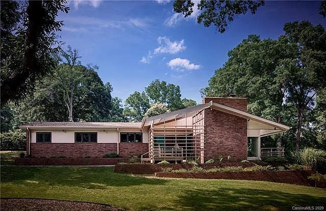 1st image of 6827 Folger Dr