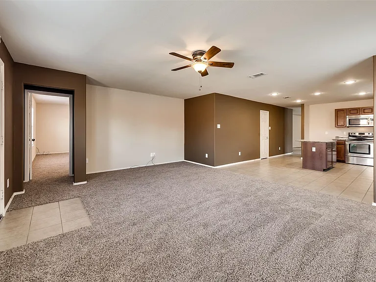 7000 Derbyshire Dr — Photo 13