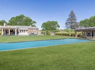592 N Sea Mecox Rd, Southampton, NY 11968