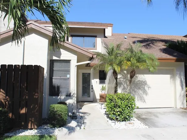 22383 Thousand Pines Ln, Boca Raton, FL 33428