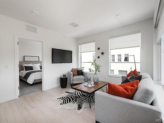 3rd image of 1616 S Broadway APT 217