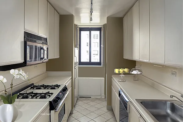 Rented by Stribling | media 14
