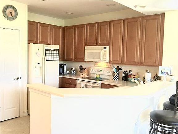 4th image of 12031 Brassie Cir #A