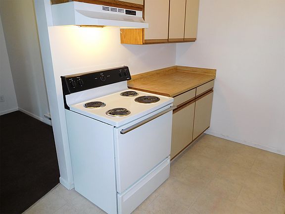 5th image of 650 King St APT 2