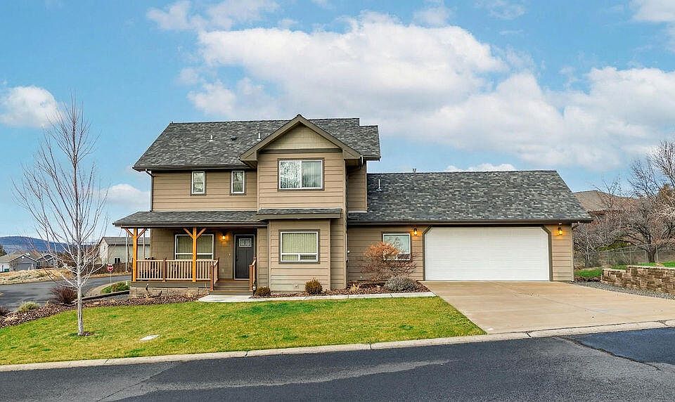 1st image of 540 Crestdale Way