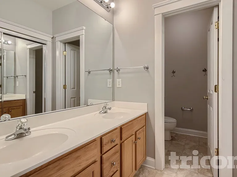 1519 Peak Ct — Photo 8