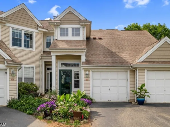 1022 Deerhaven Ter #1022, Lopatcong Twp., NJ 08886