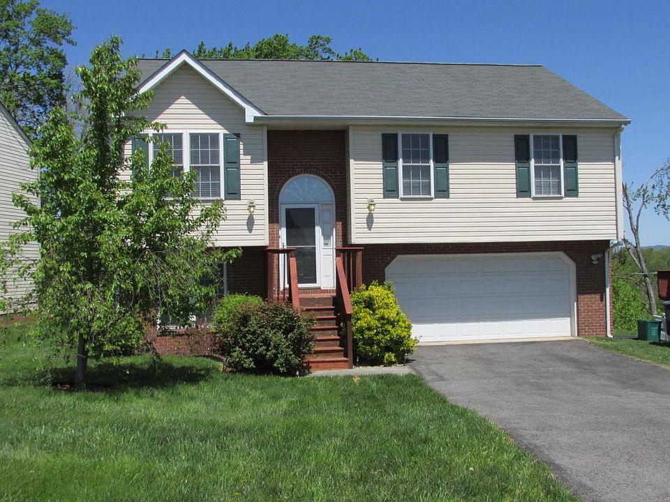 1st image of 219 Eugene Dr NW