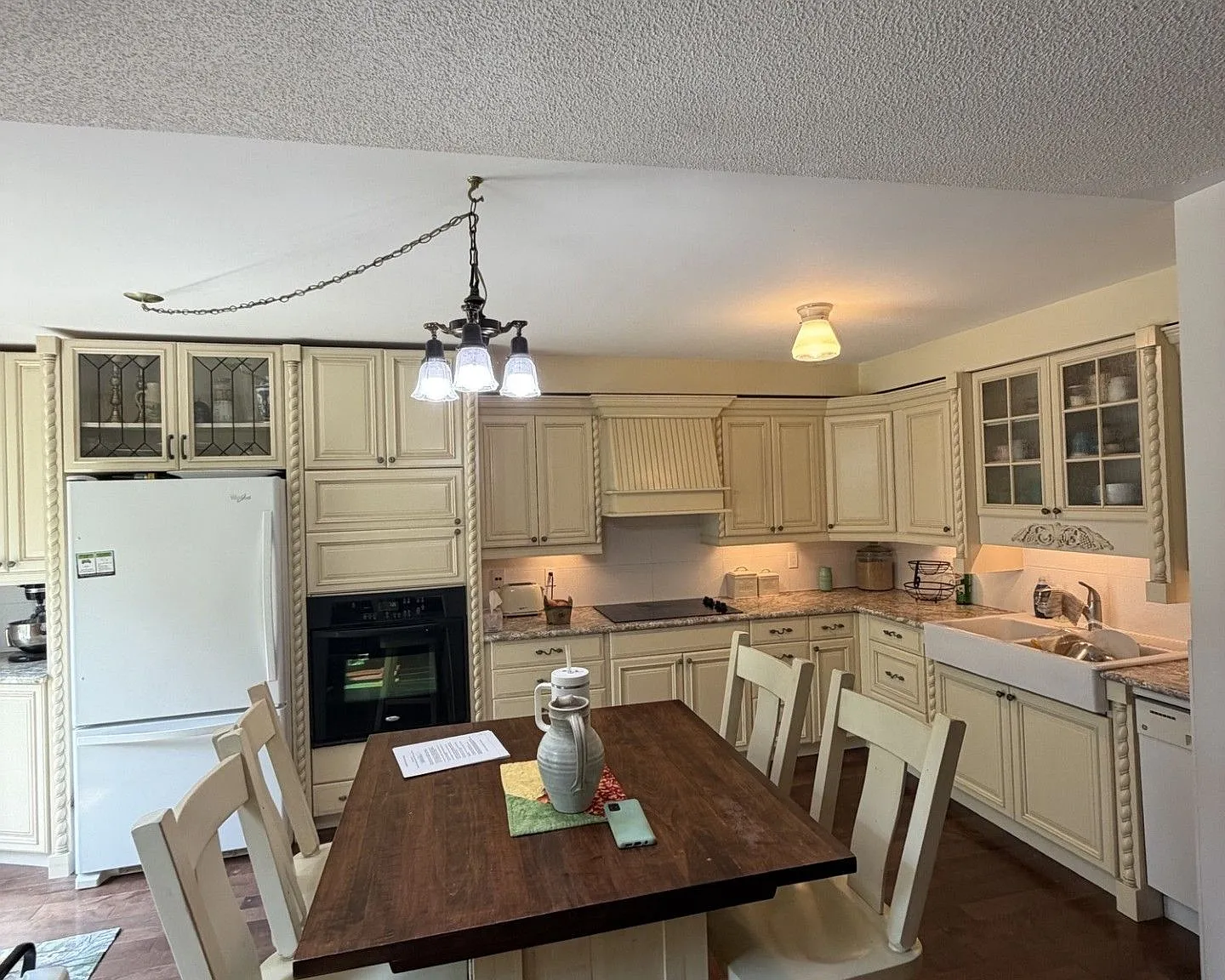 3 bed, $2,800 — Photo 2