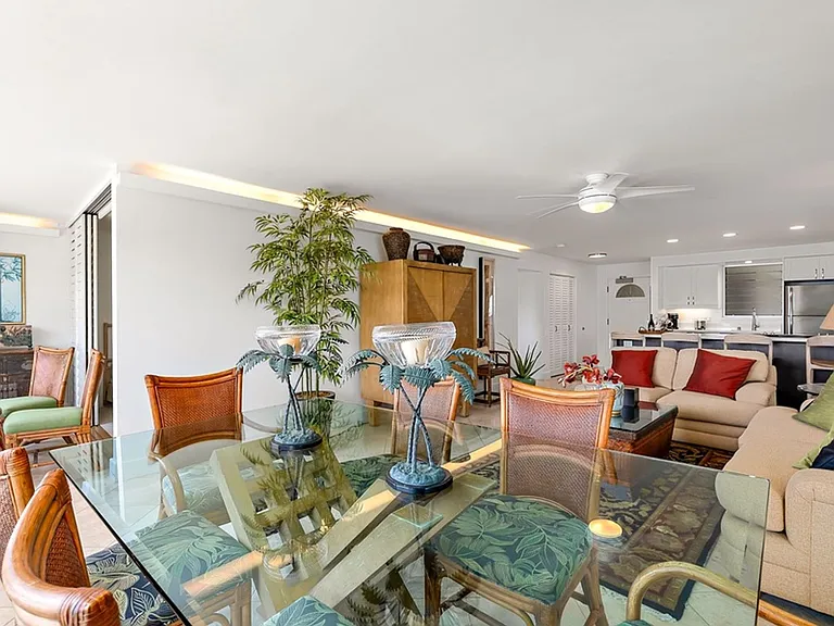 2895 Kalakaua Ave #805 — Photo 12