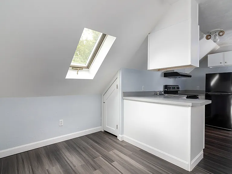 74 Lafayette St #C — Photo 8