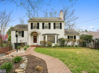 7404 Wyndale Ln, Chevy Chase, MD 20815