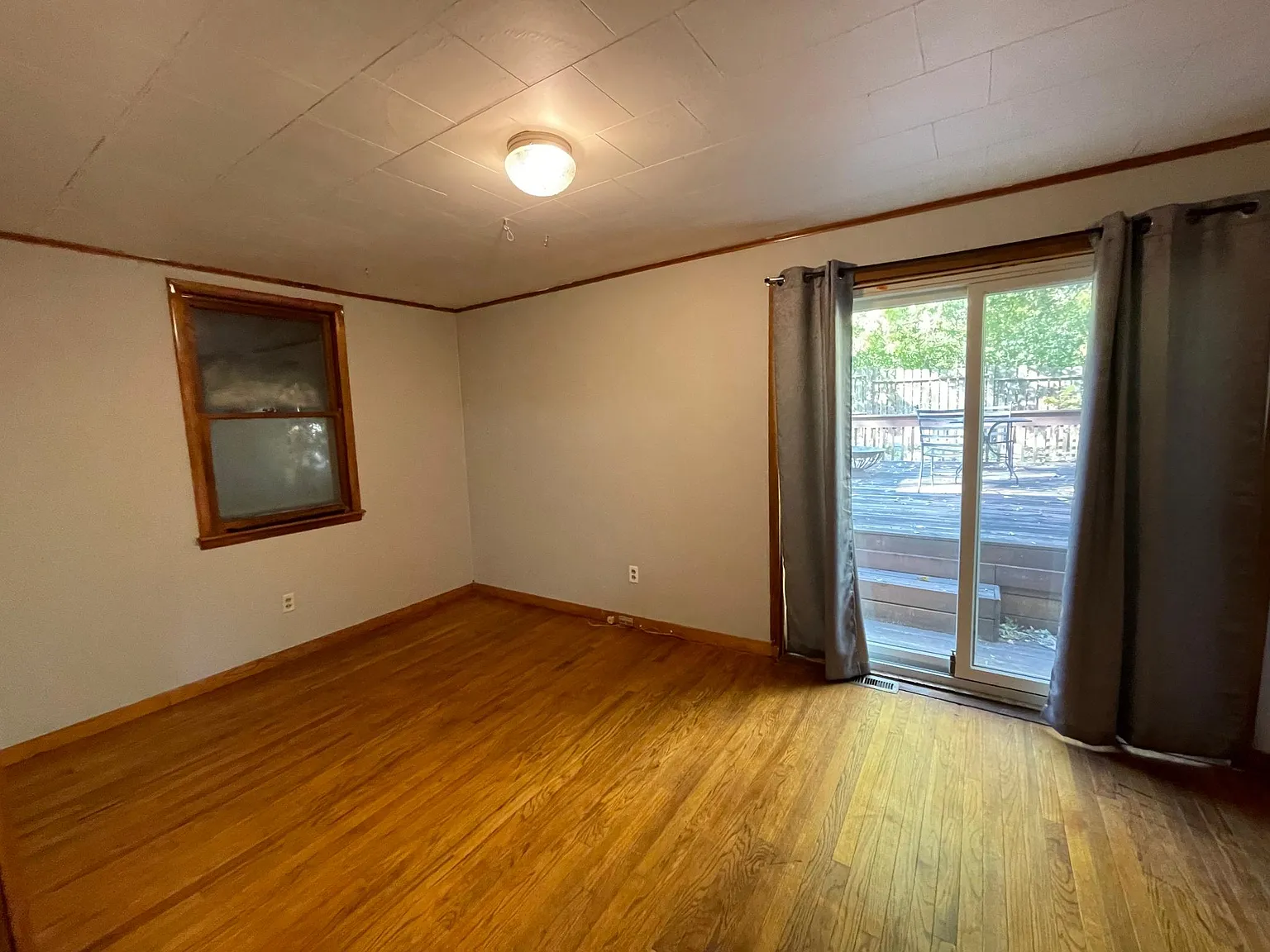 809 Bluff Ct — Photo 4