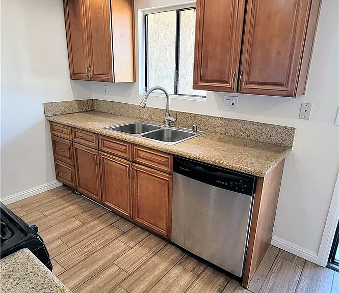 15351 Orange Ave #26 — Photo 4