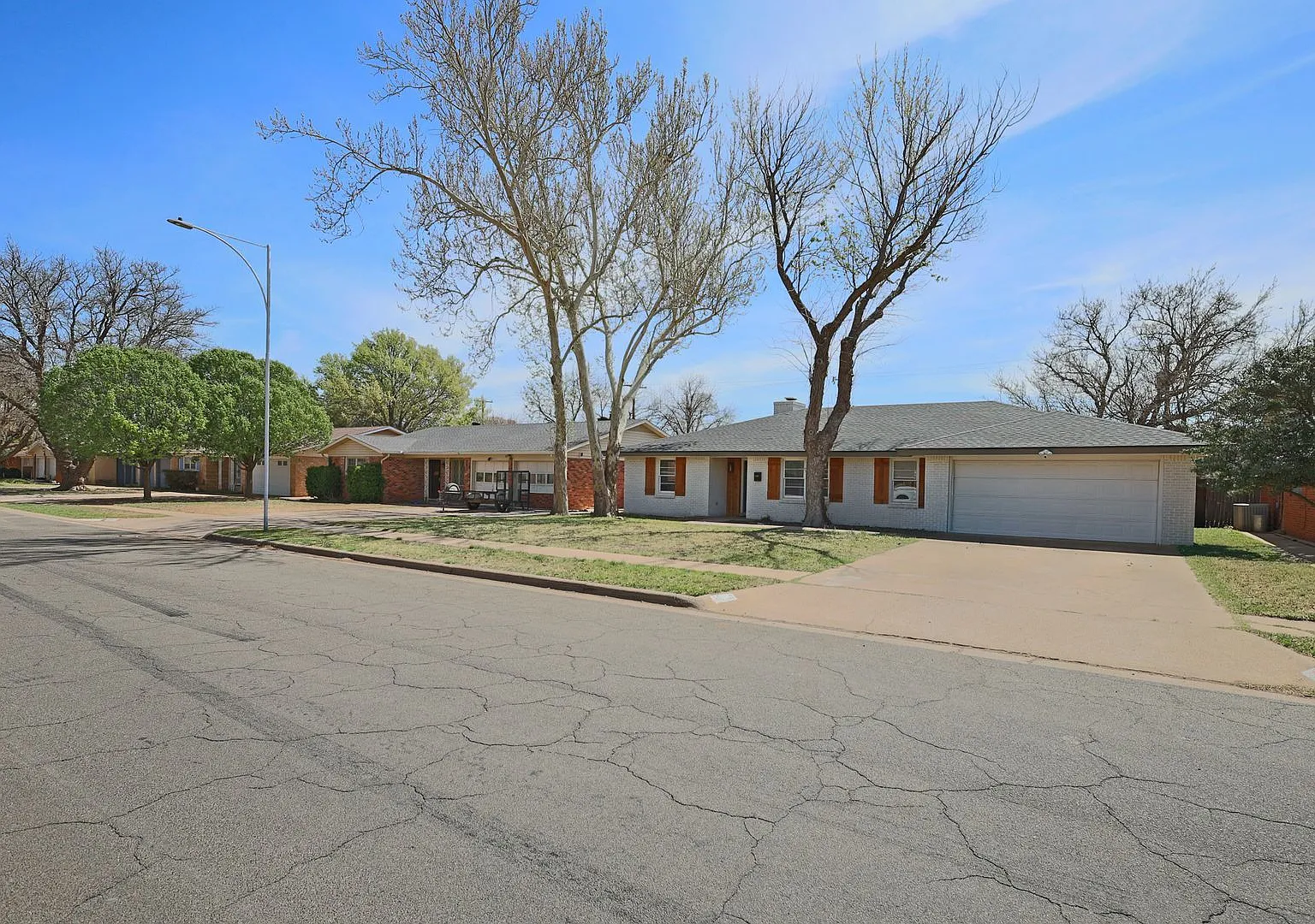 Beautiful 3 Bedroom 2.5 Bathroom home in Melonie Park! — Photo 4