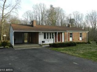 57 Holly Corner Rd, Fredericksburg, VA 22406