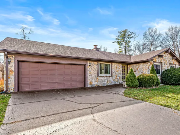 8415 Tanager Ln, Indianapolis, IN 46256