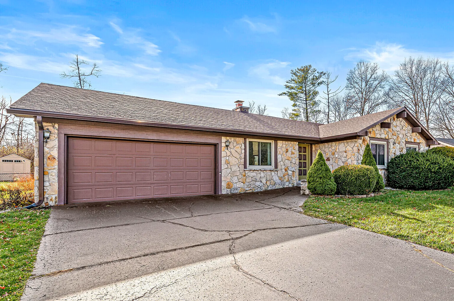 8415 Tanager Ln photo 1