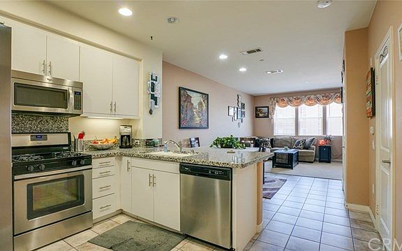 5th image of 16640 Bellflower Blvd
