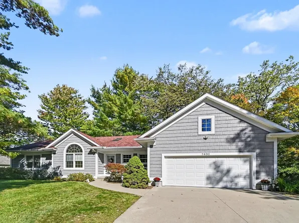 7430 Rock Hollow Ln, Midland, MI 48642
