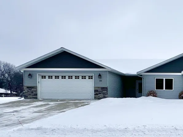 100 Fromm Cir, Granite Falls, MN 56241