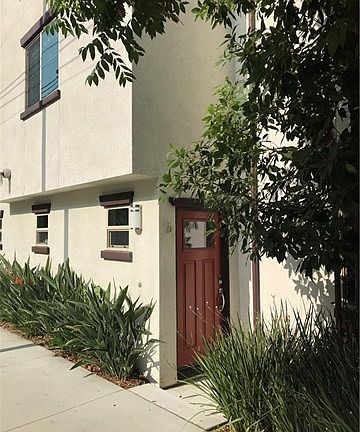 3rd image of 1631 Echo Park Ave APT 5