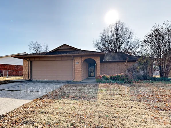 10130 E 28th St, Tulsa, OK 74129