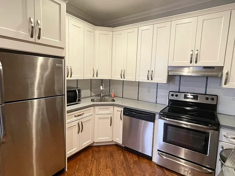 227 Lenox Ave #5 — Photo 5