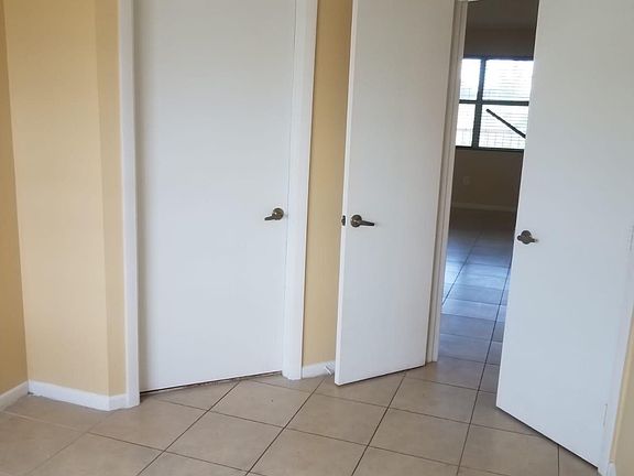 5th image of 2272 SE 27th Dr