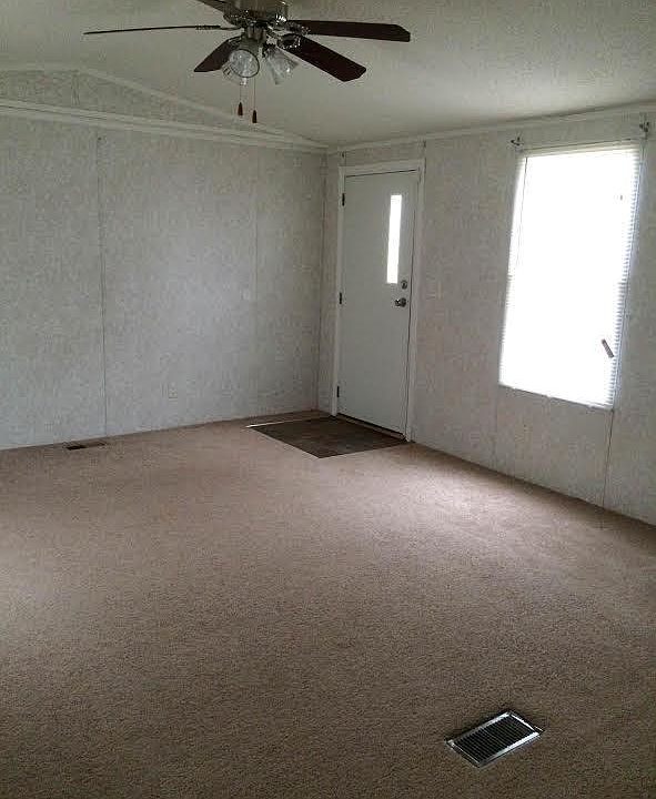 2nd image of 2221 Fanning Rd