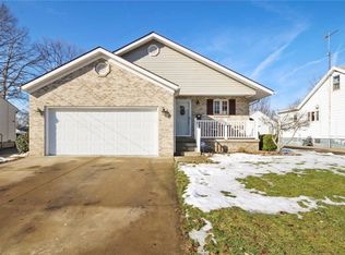 1867 Clermont Ave NE, Warren, OH 44483