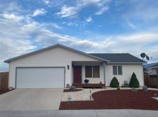 106 Kramer Way, Dayton, NV 89403