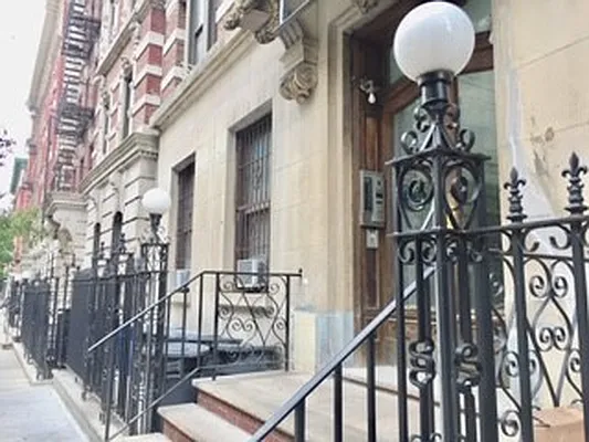 Rented by Corcoran | media 18