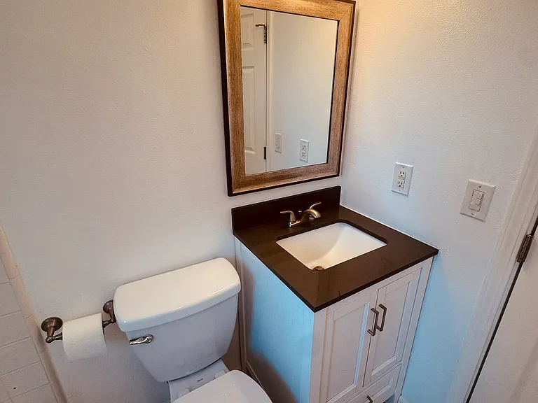 1304 Downs Dr #A — Photo 18