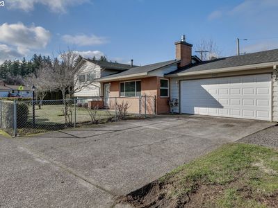 21829 SE Yamhill St, Gresham, OR, 97030