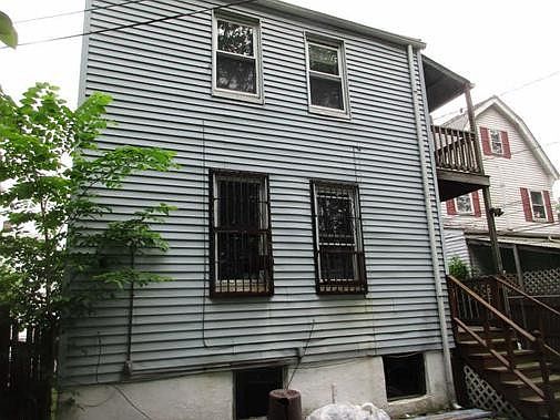 4th image of 39 Crawford St