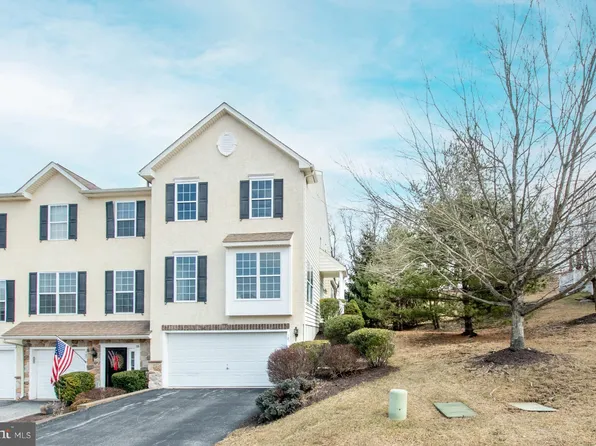 185 Lukens Mill Dr #8, Coatesville, PA 19320