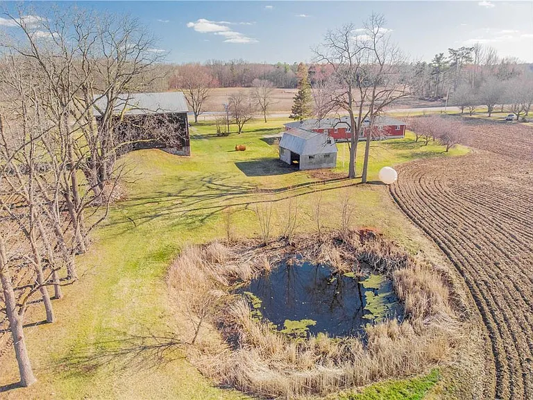 5213 Governors Rd — Photo 32